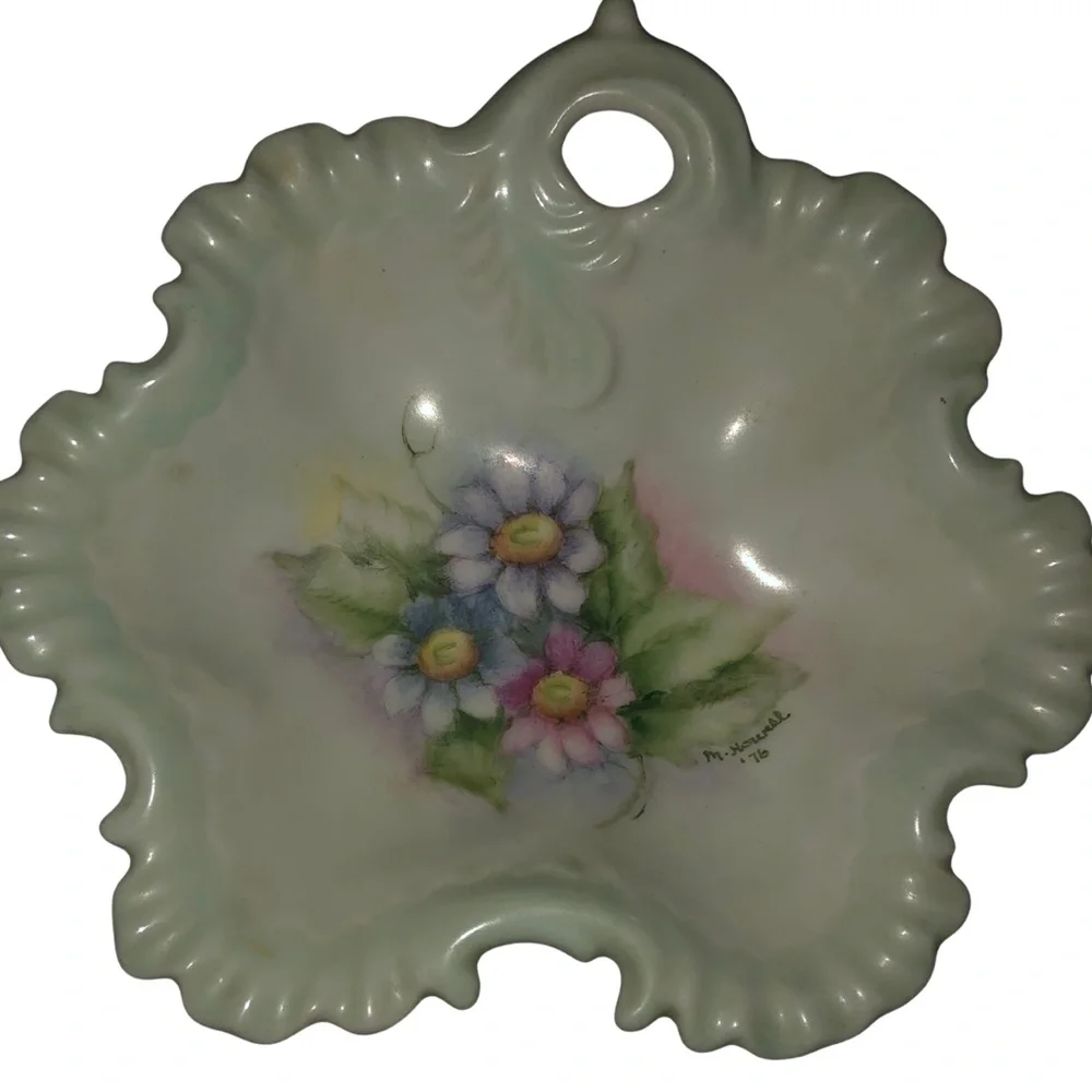 Vintage Hand-Painted Porcelain Trinket Dish — Signed 1976 — Shabby Cottage Chic🌸